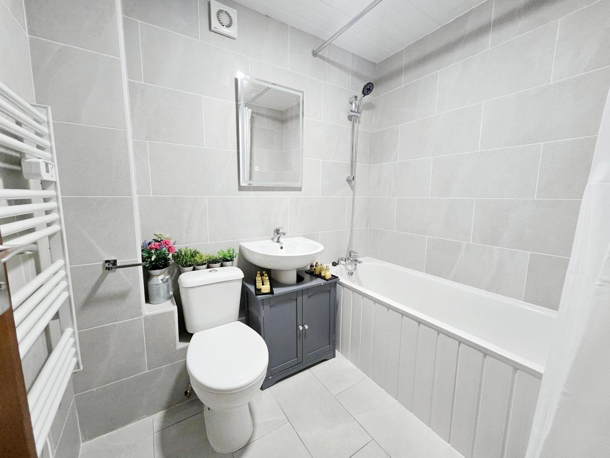 Gdy2 - The Green Dragon Apartment Londra Dış mekan fotoğraf